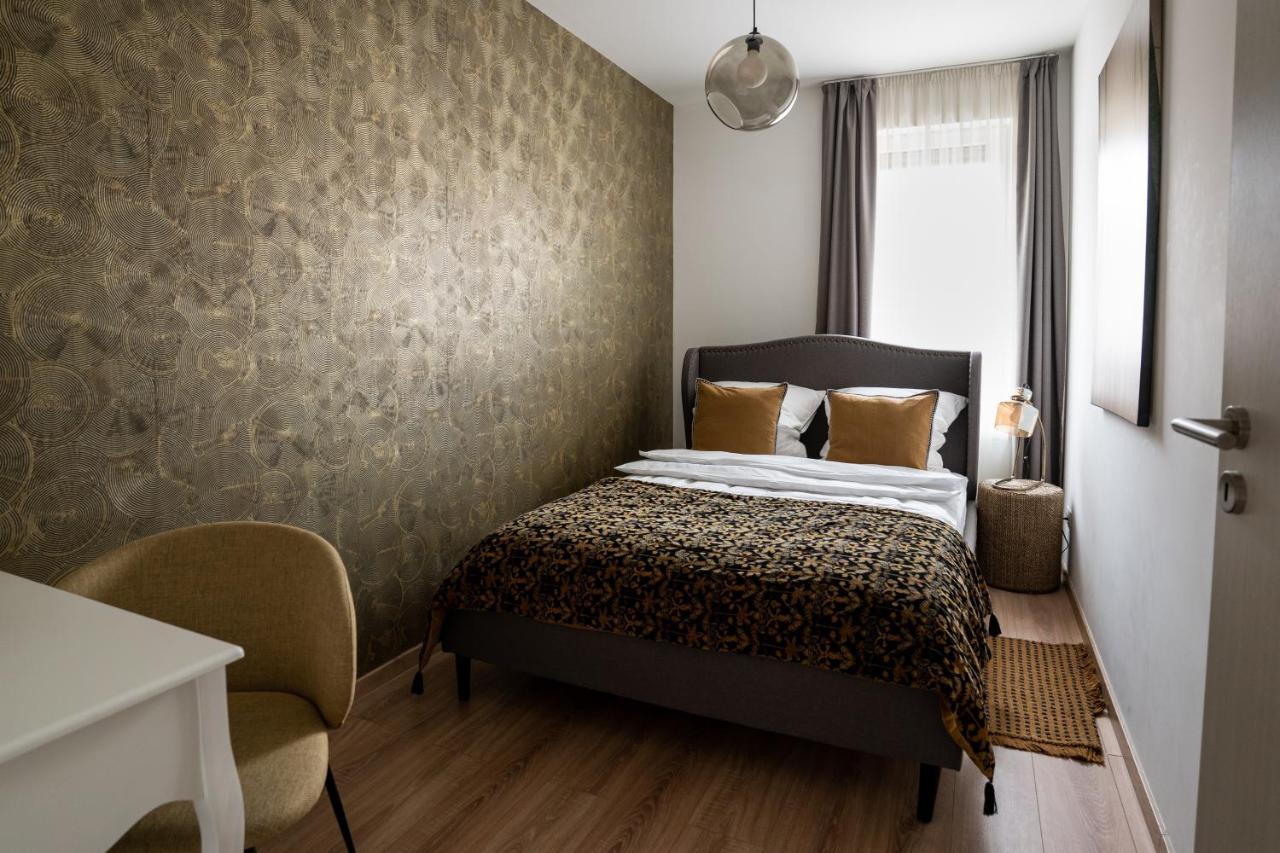 סופרון Cesar Apartman מראה חיצוני תמונה